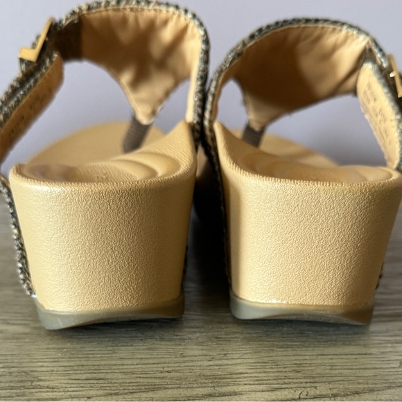 Aetrex Kate Thong Wedge Sandals Brown Woven - Picture 7 of 12